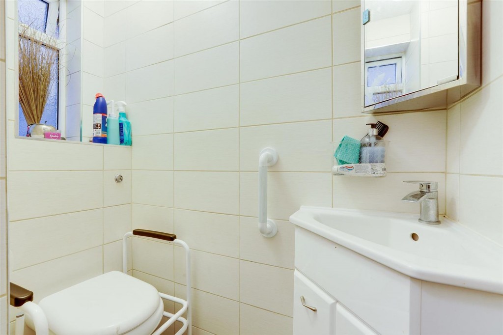 Oakfield Drive, Sandiacre, NG10