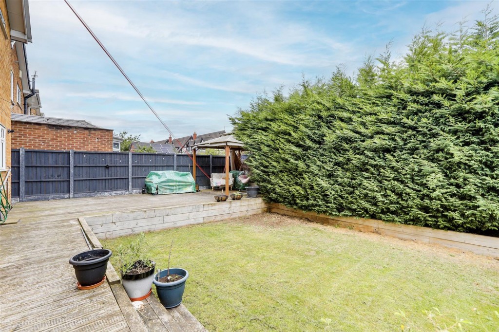 Oakfield Drive, Sandiacre, NG10