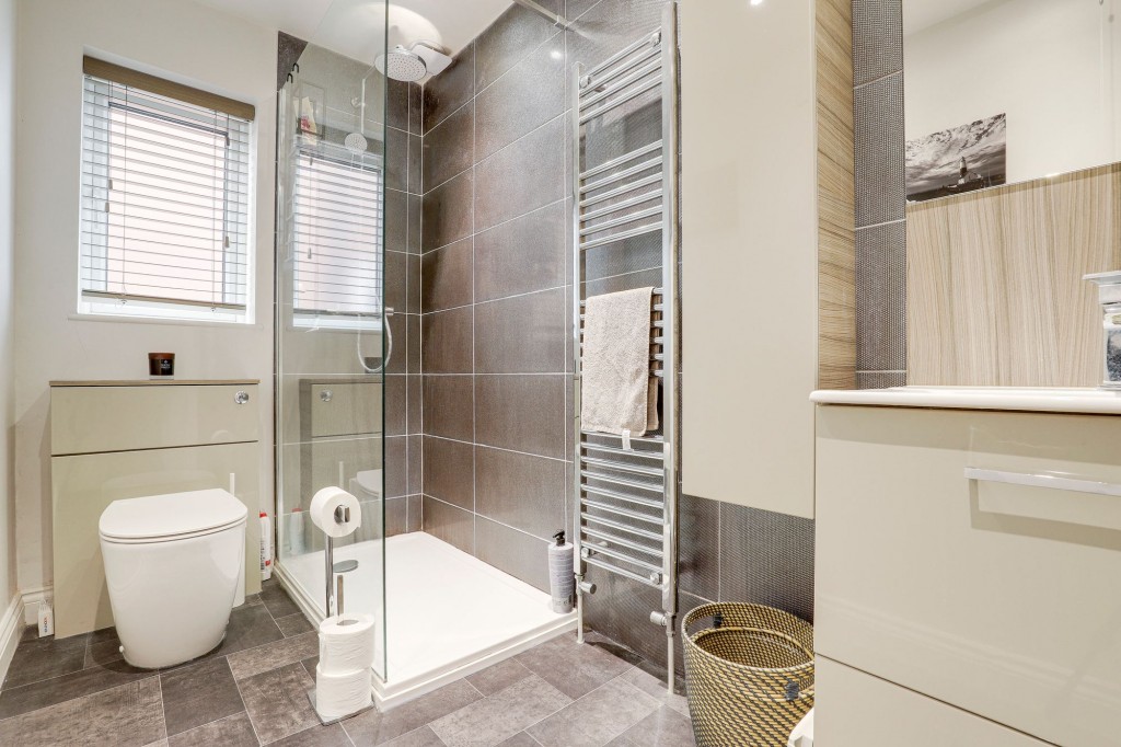 Tewkesbury Road, Long Eaton, NG10