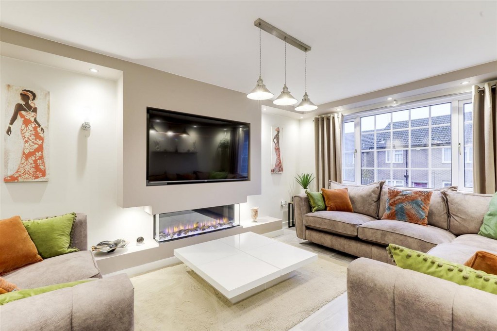 Danes Close, Arnold, NG5