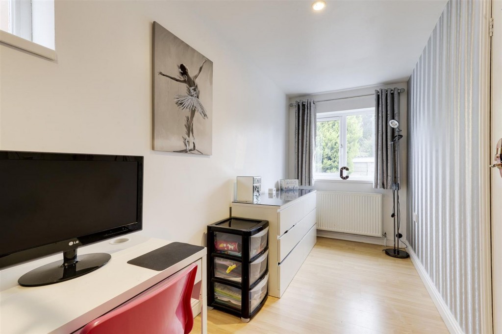 Danes Close, Arnold, NG5