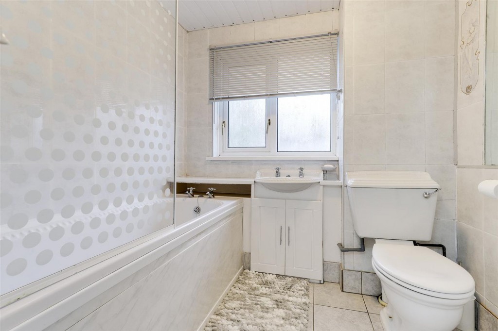 Danes Close, Arnold, NG5