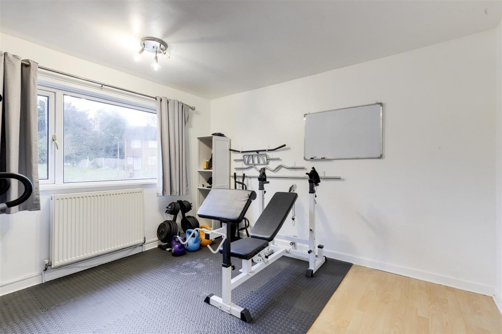 Danes Close, Arnold, NG5