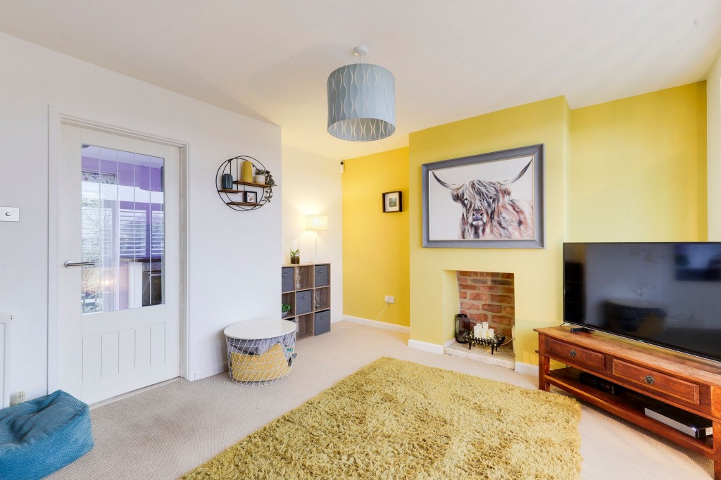 St. Johns Crescent, Hucknall, NG15