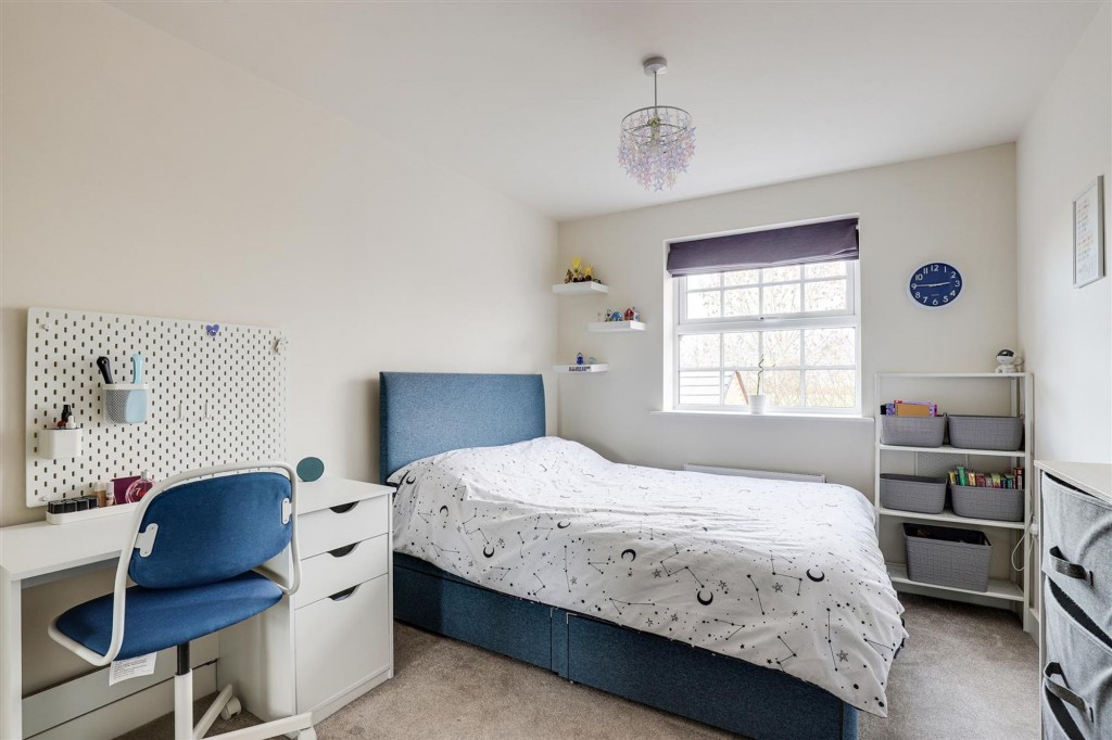 Booth Avenue, Nottingham, NG3