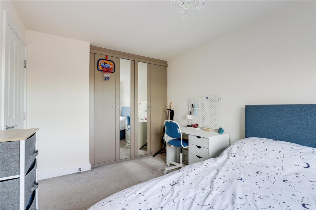 Booth Avenue, Nottingham, NG3