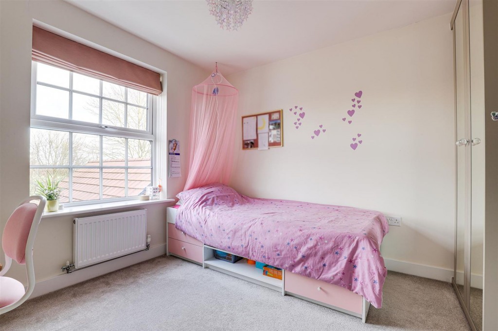 Booth Avenue, Nottingham, NG3