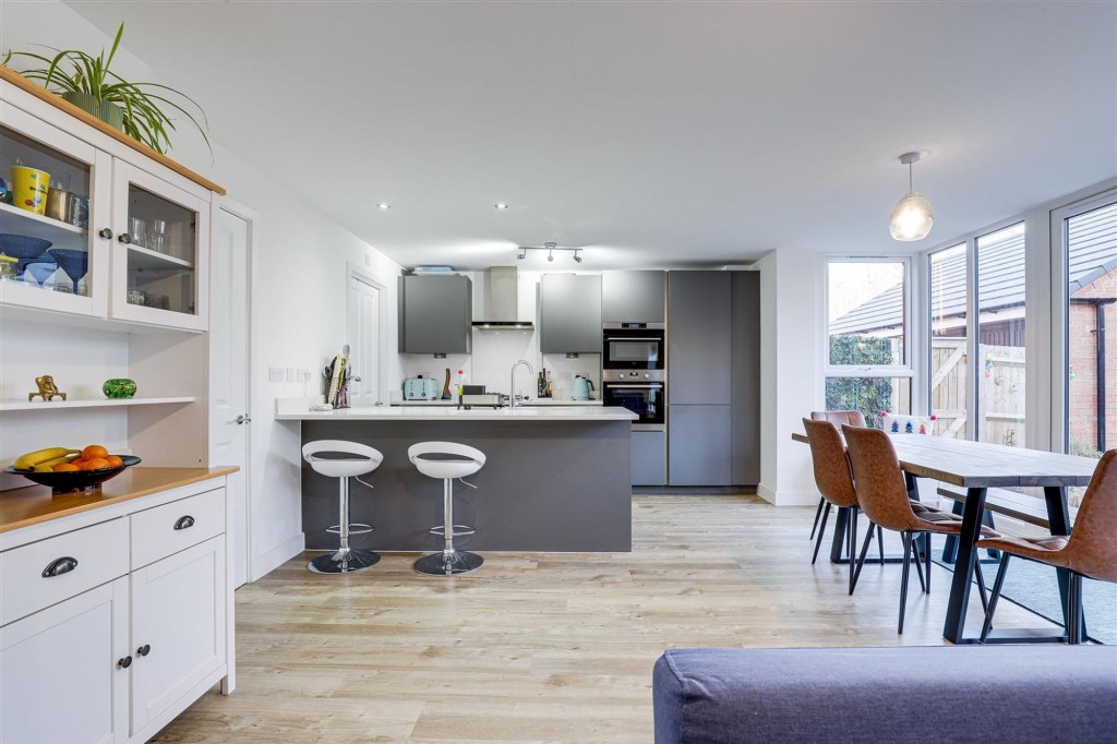 Booth Avenue, Nottingham, NG3