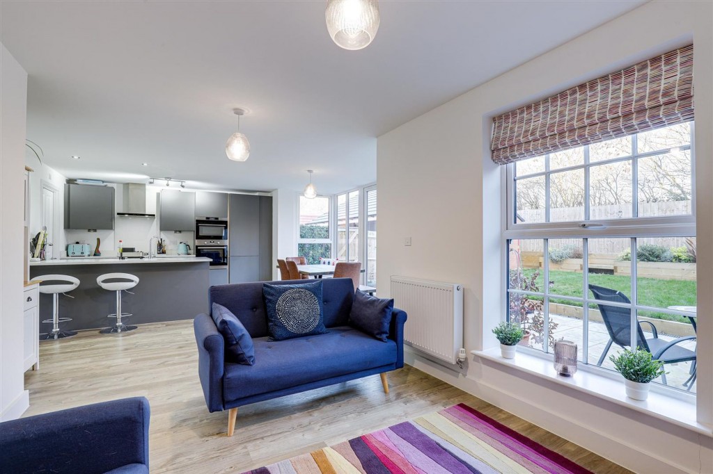 Booth Avenue, Nottingham, NG3