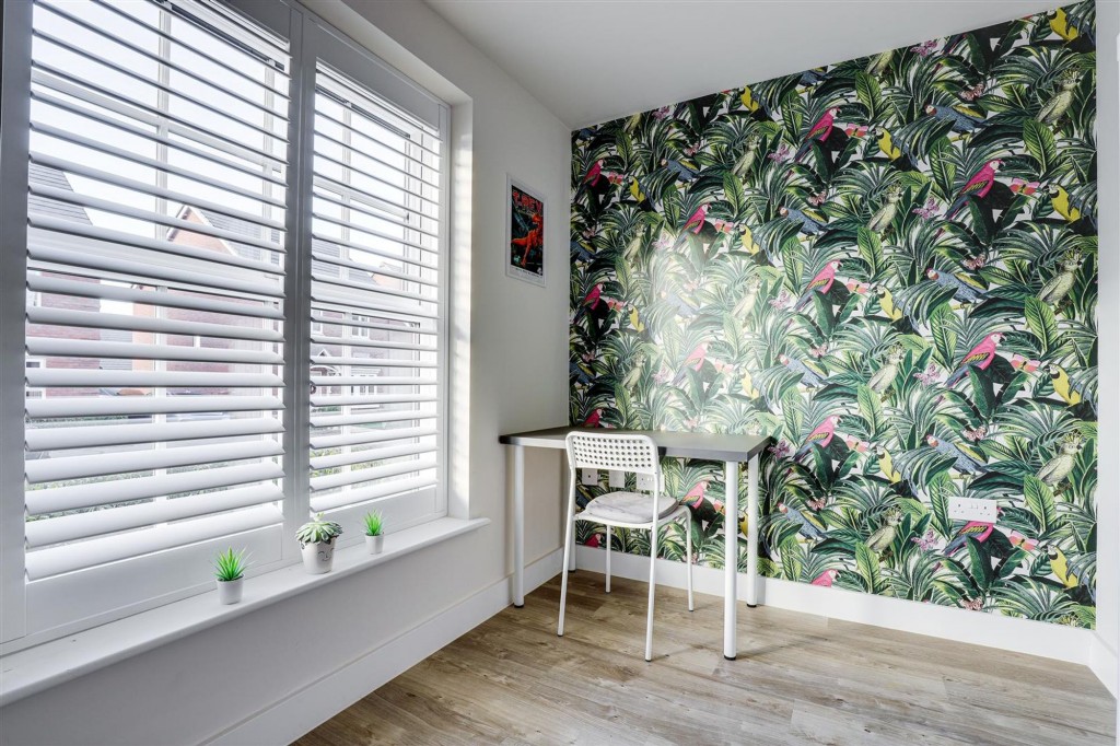 Booth Avenue, Nottingham, NG3