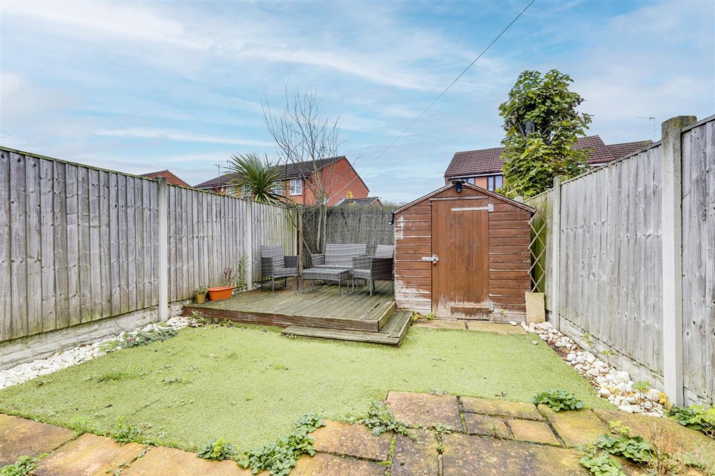 Roseberry Gardens, Hucknall, NG15