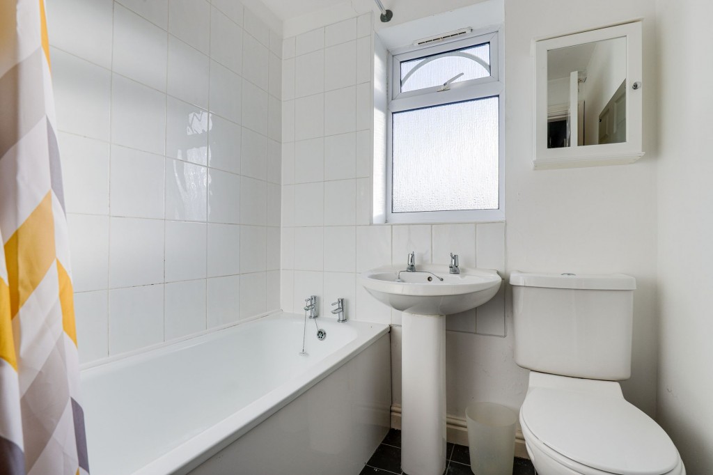 Danes Close, Arnold, NG5