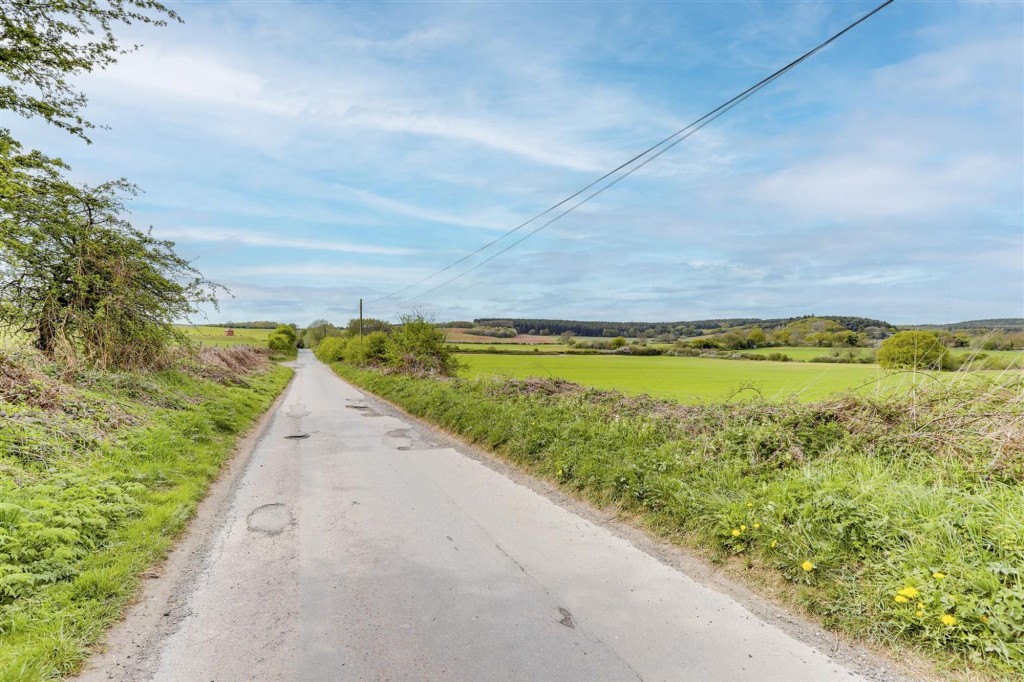 Whyburn Lane, Hucknall, NG15