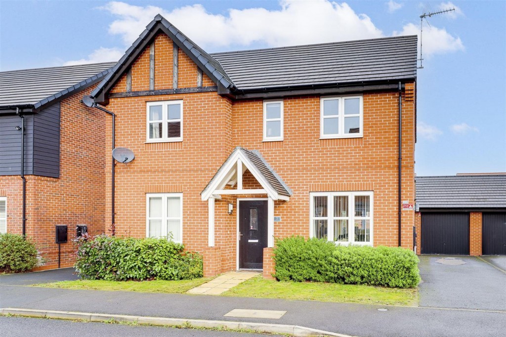 Lavinia Crescent, Edwalton, NG12