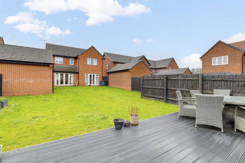 Lavinia Crescent, Edwalton, NG12