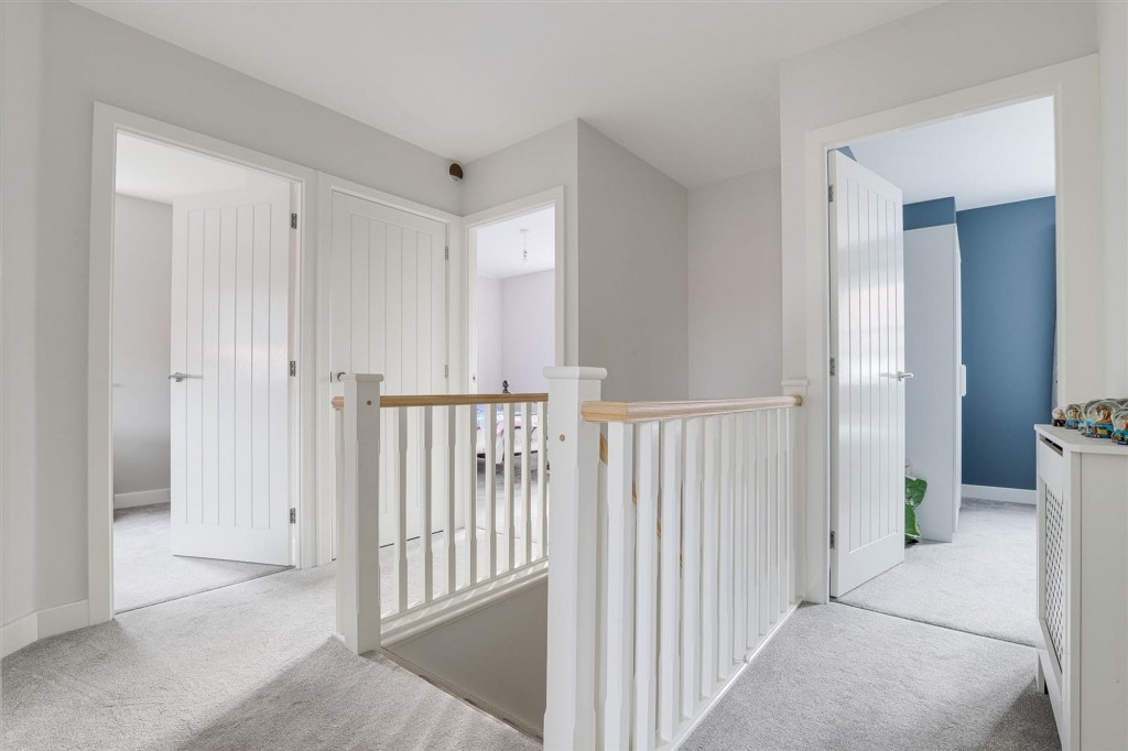 Lavinia Crescent, Edwalton, NG12