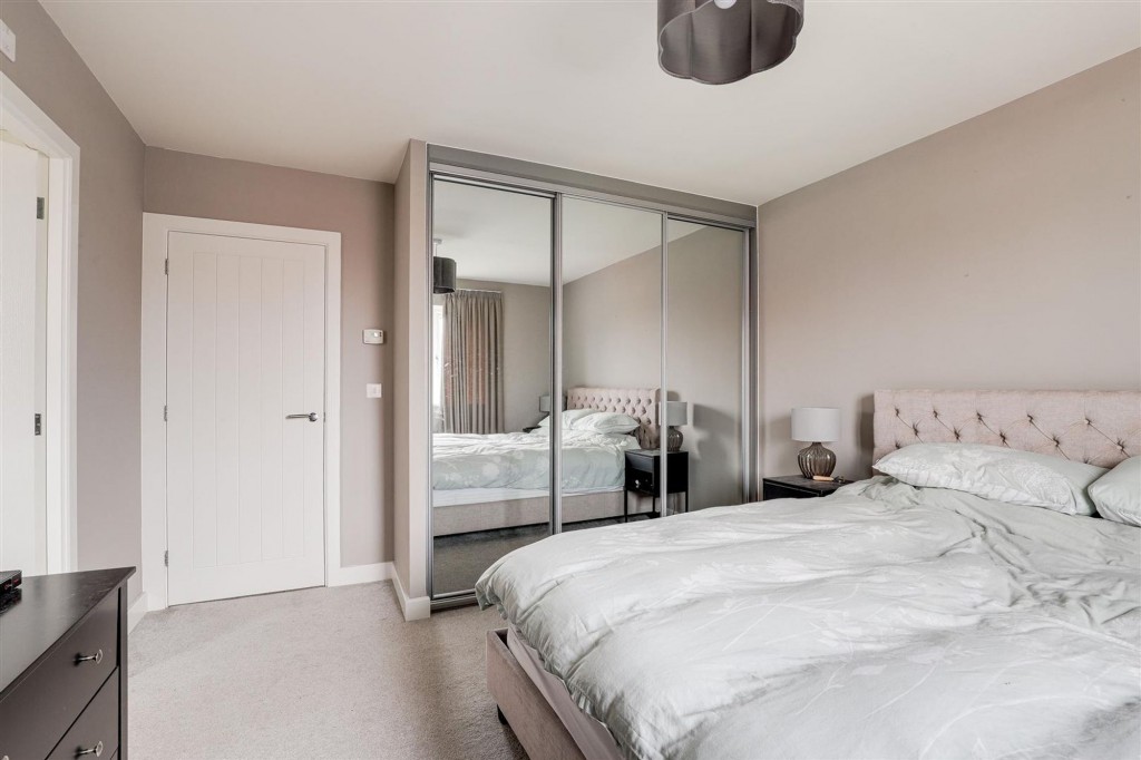 Lavinia Crescent, Edwalton, NG12