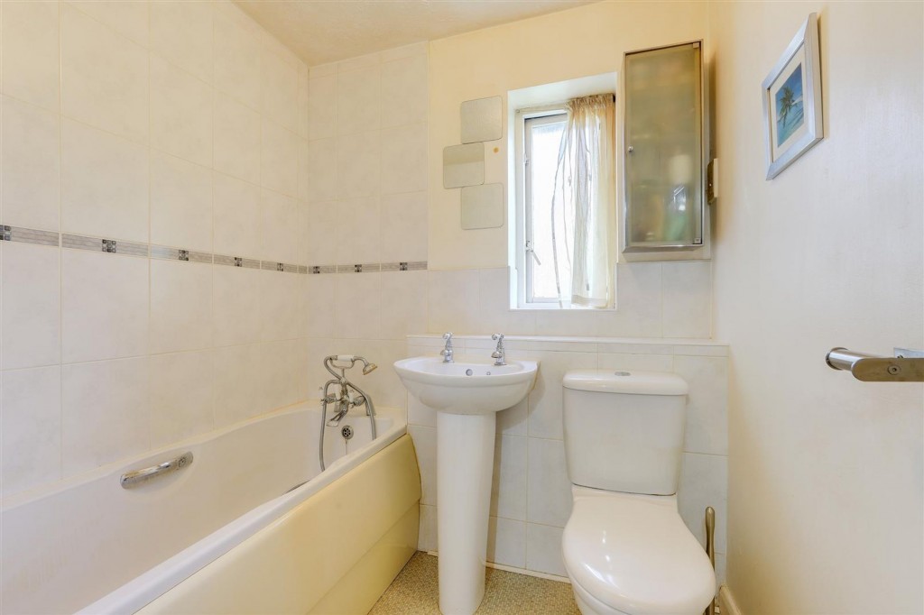 Easedale Close, Gamston, NG2