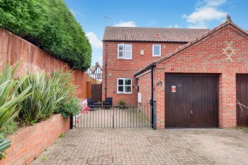 Blacksmiths Court, Papplewick, NG15
