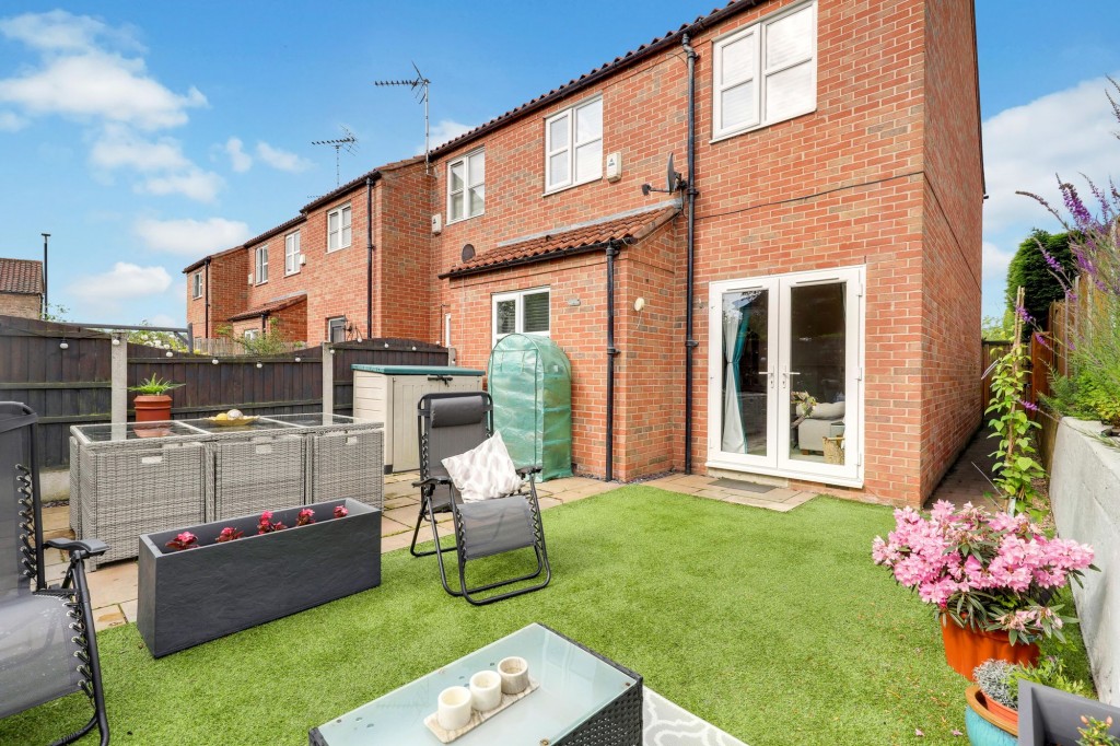 Blacksmiths Court, Papplewick, NG15