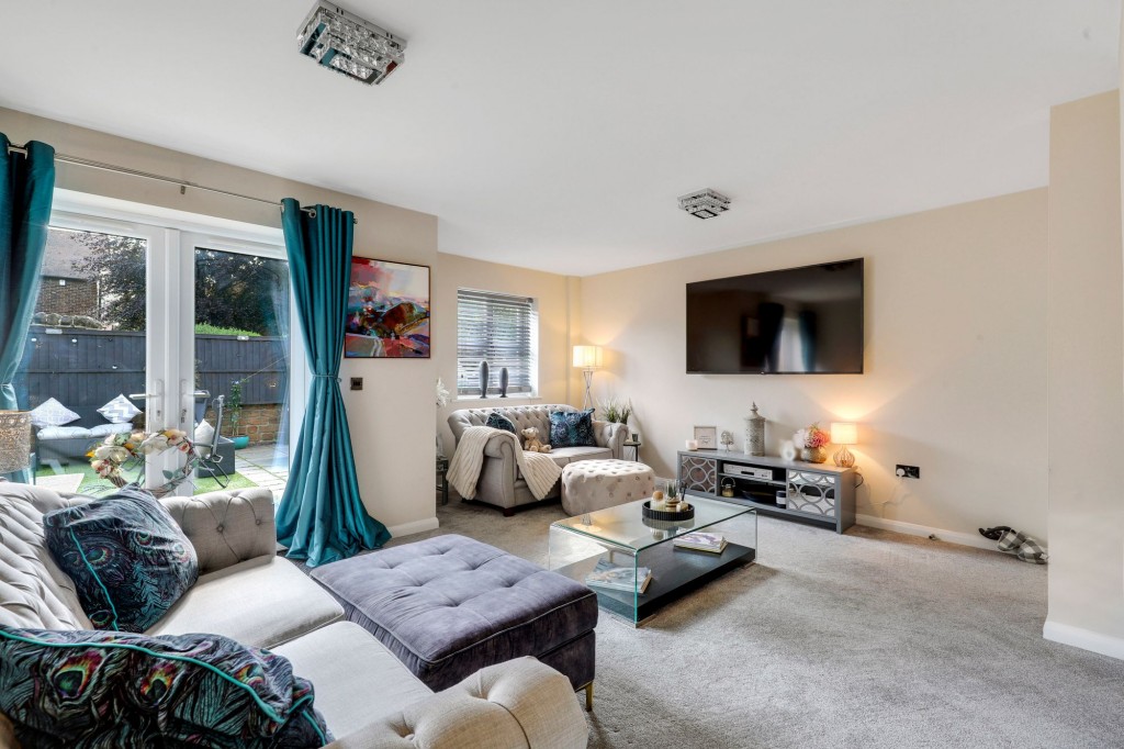 Blacksmiths Court, Papplewick, NG15