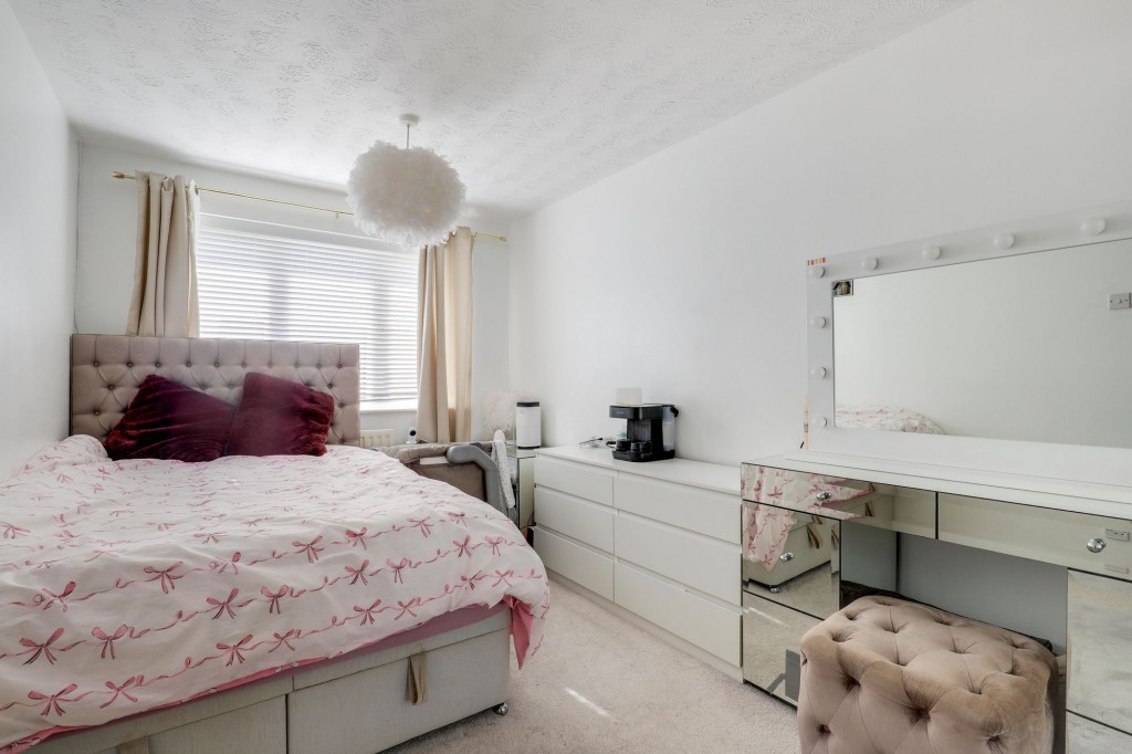 Broomhill Park View, Hucknall, NG15