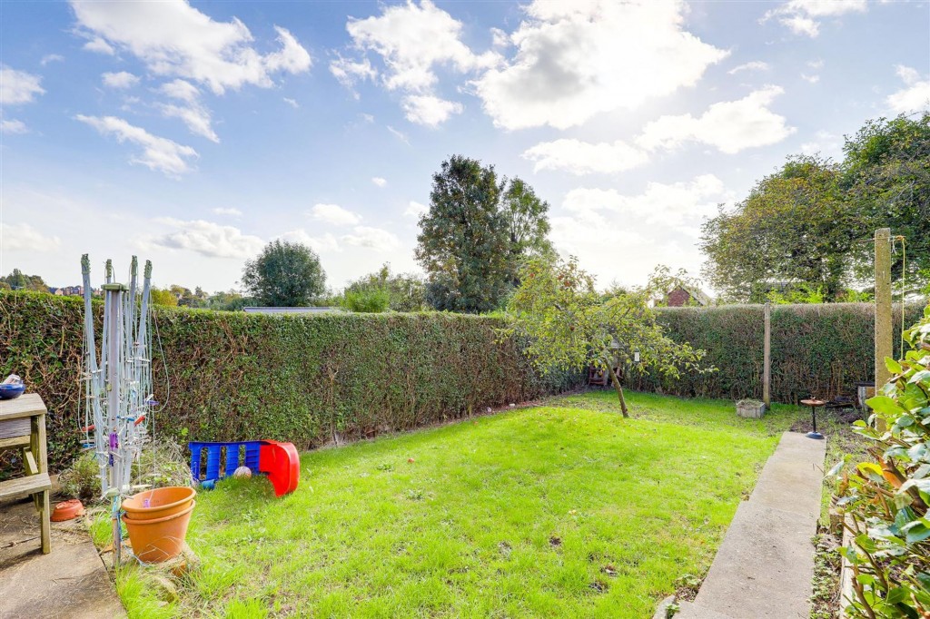 Radstock Road, Nottingham, NG3