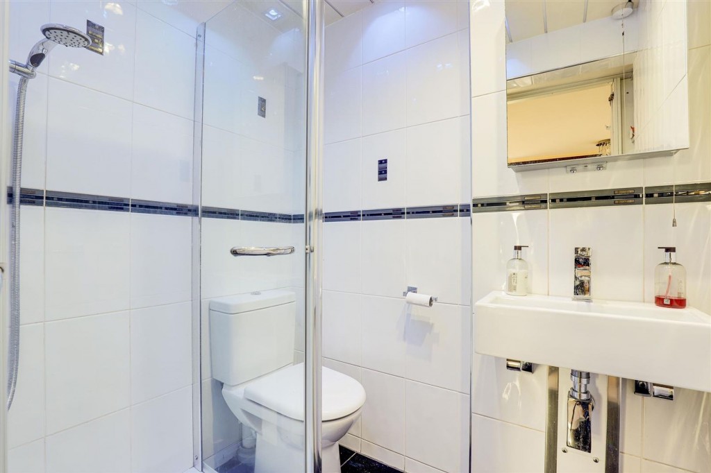 Hickling Road, Nottingham, NG3