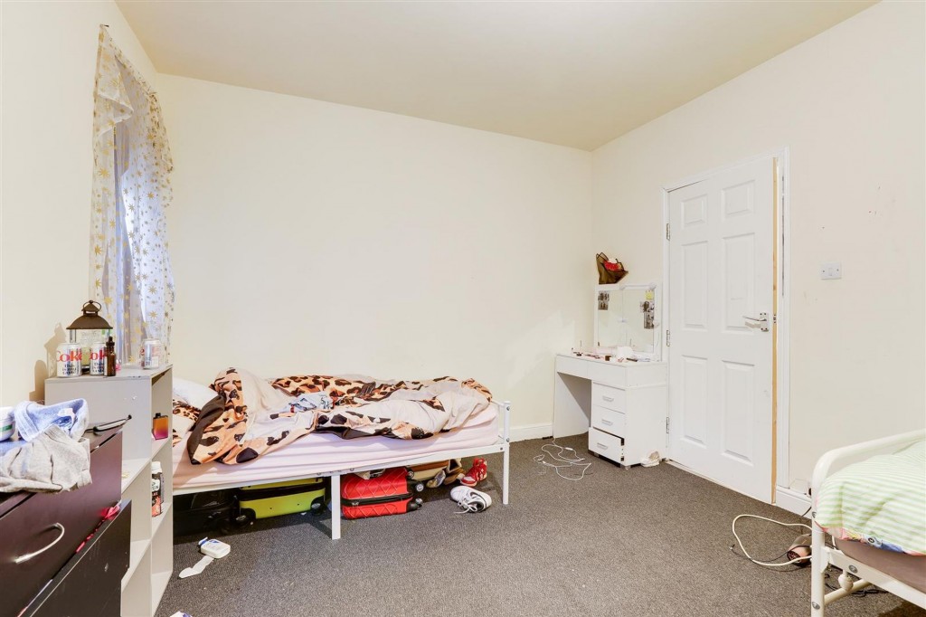 Kimbolton Avenue, Nottingham, NG7