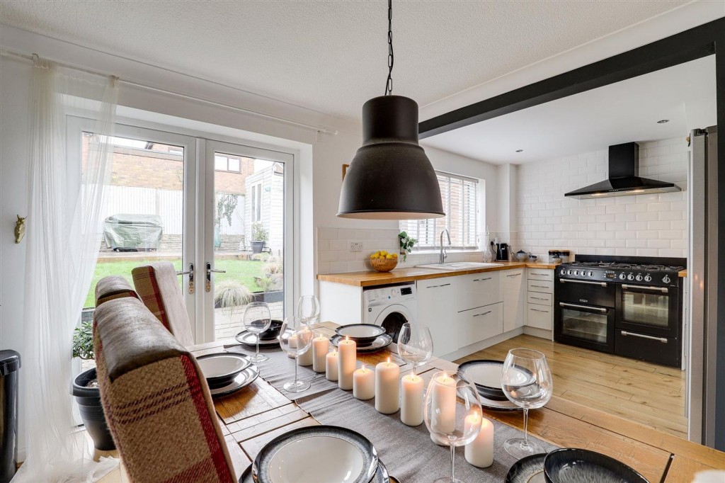 Islay Close, Trowell, NG9