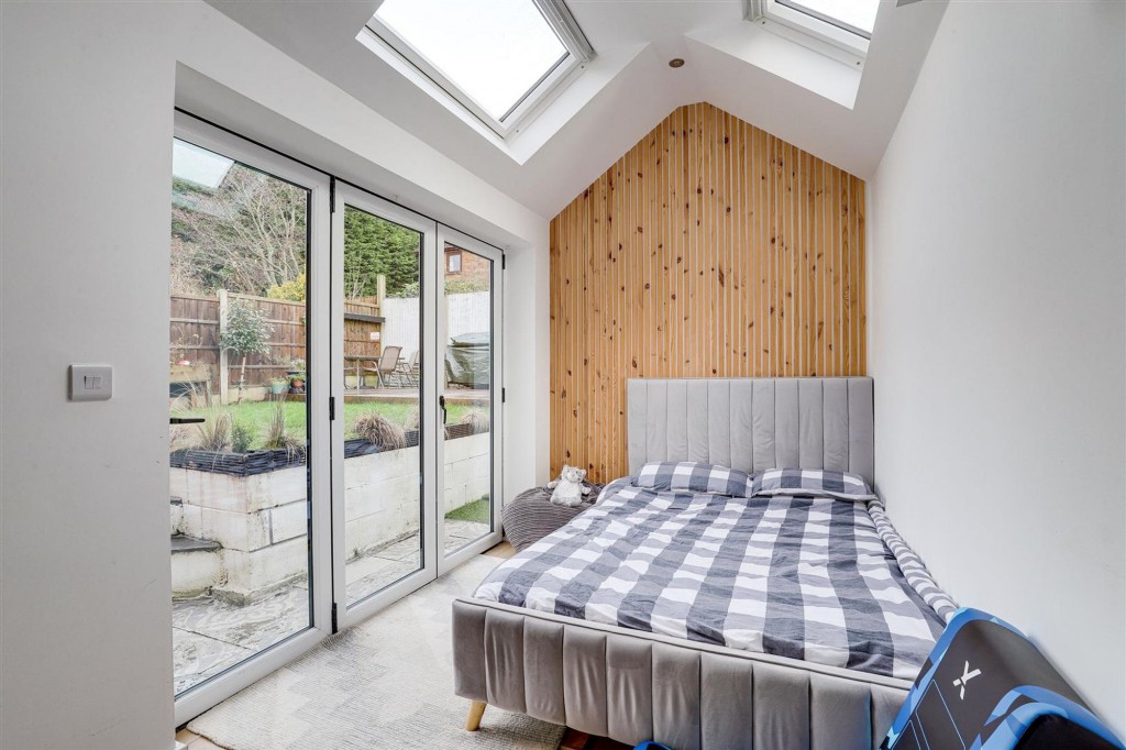 Islay Close, Trowell, NG9