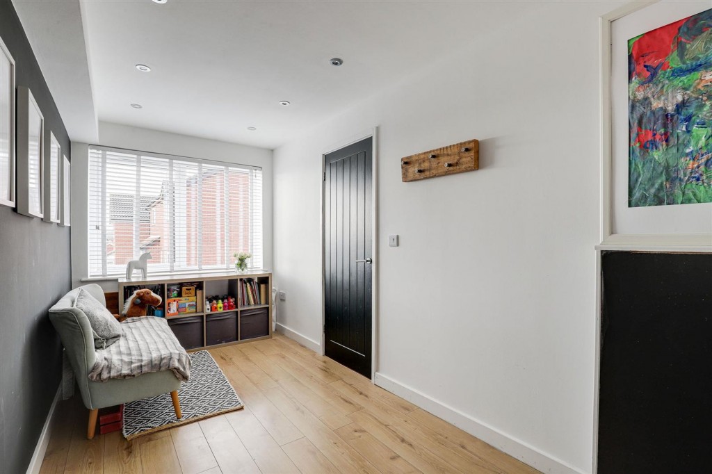 Islay Close, Trowell, NG9