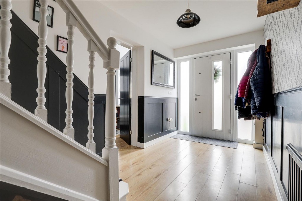 Islay Close, Trowell, NG9