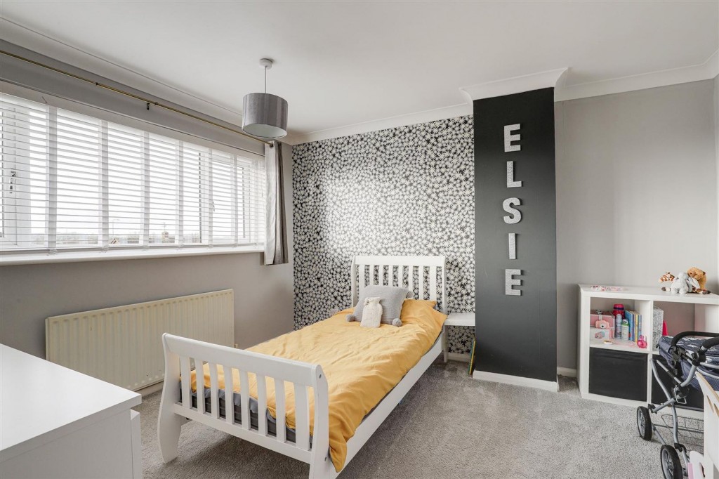 Islay Close, Trowell, NG9