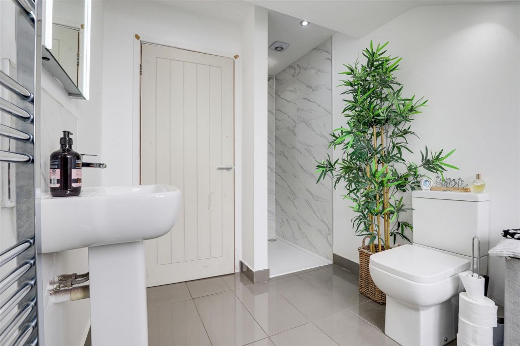 Islay Close, Trowell, NG9