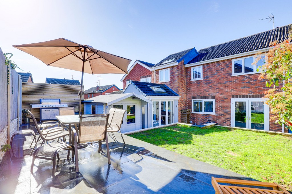 Islay Close, Trowell, NG9