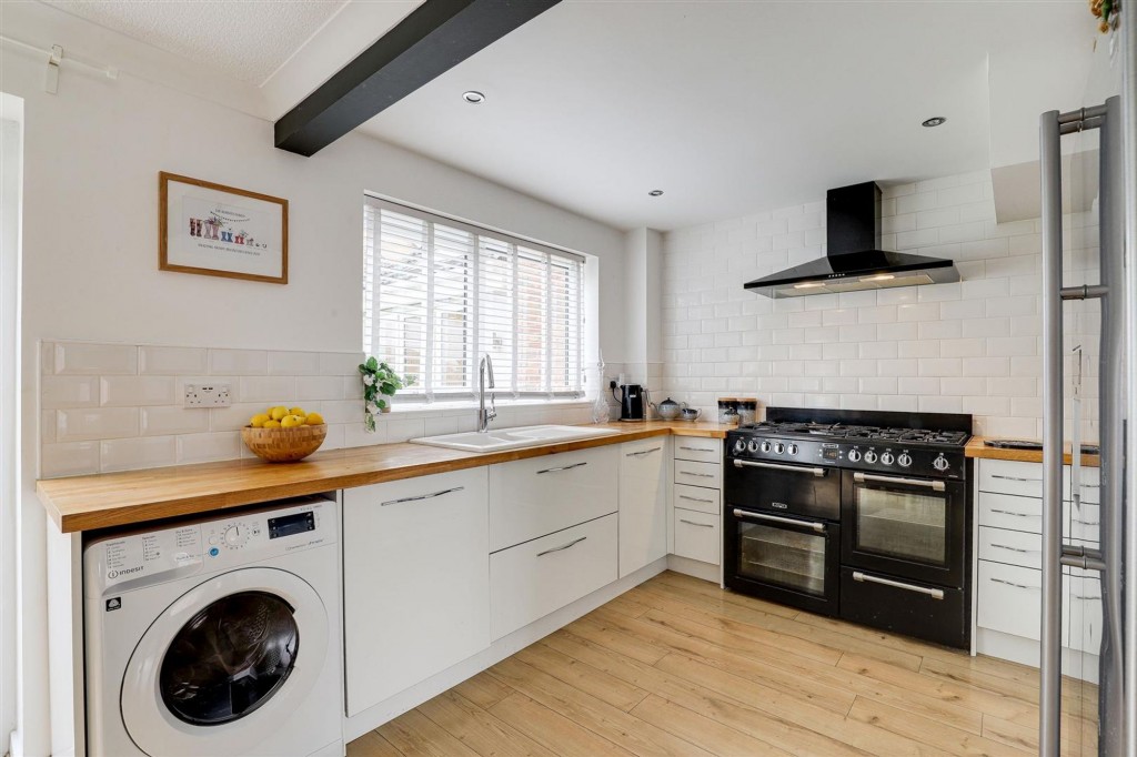 Islay Close, Trowell, NG9