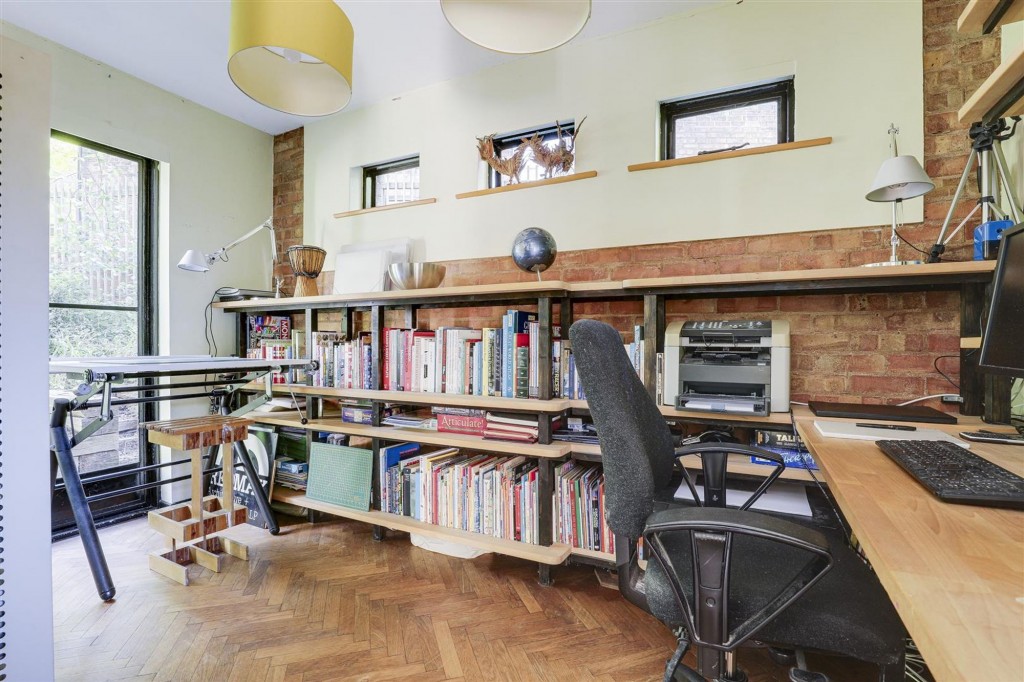 Tavistock Avenue, Nottingham, NG3