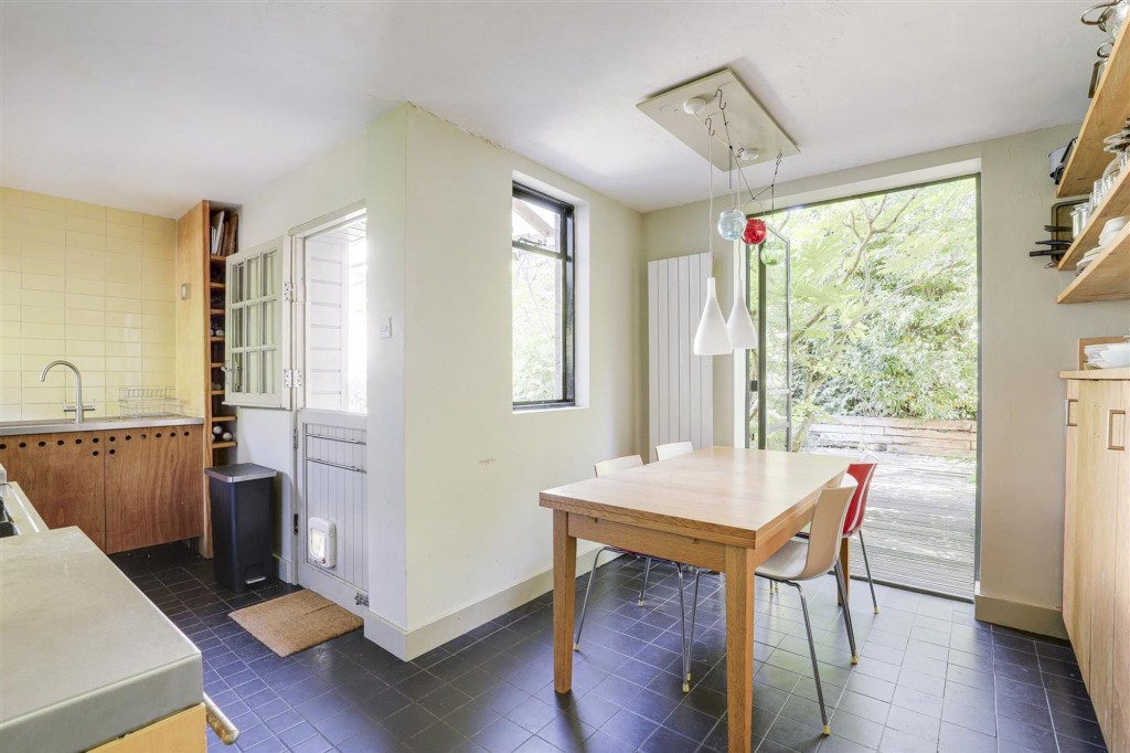 Tavistock Avenue, Nottingham, NG3