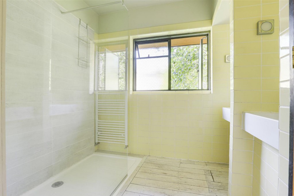 Tavistock Avenue, Nottingham, NG3