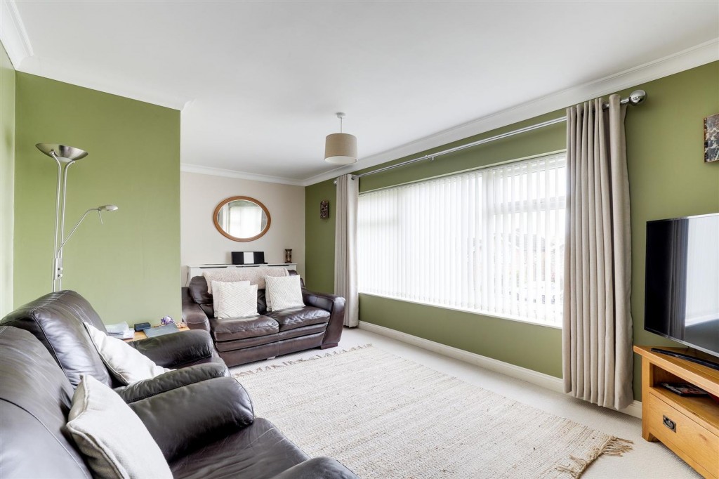 Weaverthorpe Road, Woodthorpe, NG5