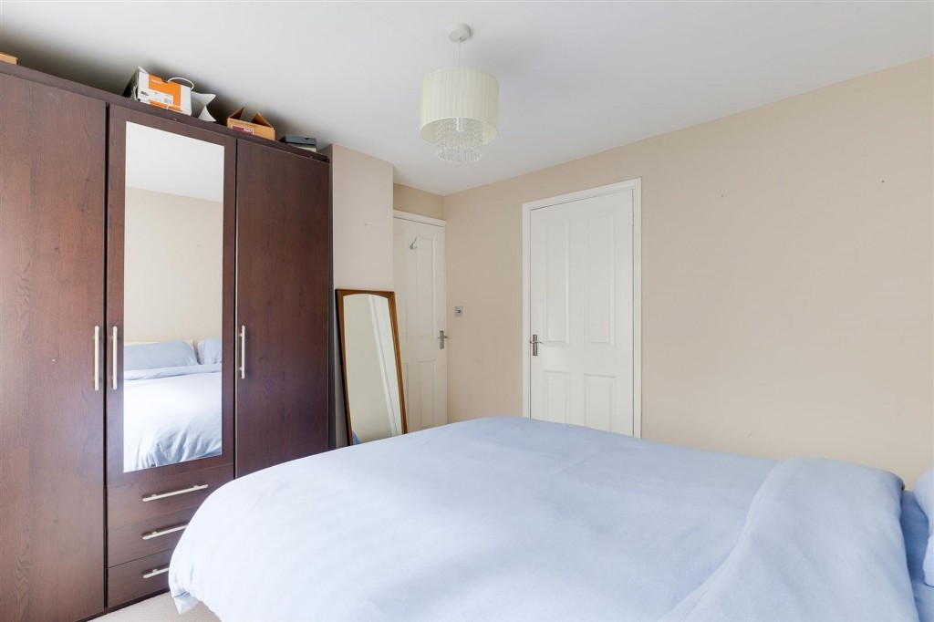 Weaverthorpe Road, Woodthorpe, NG5