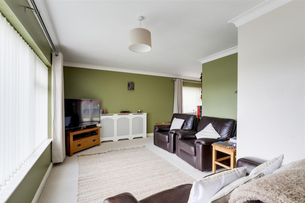 Weaverthorpe Road, Woodthorpe, NG5