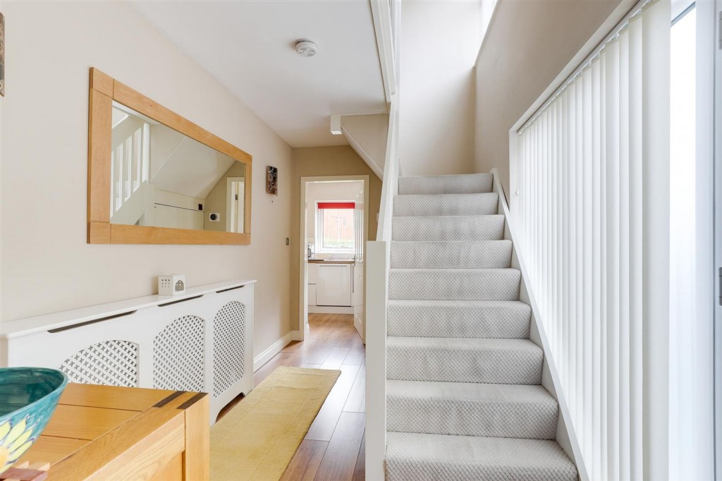 Weaverthorpe Road, Woodthorpe, NG5