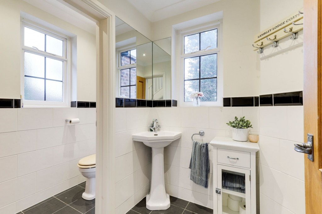 Lambley Lane, Burton Joyce, NG14