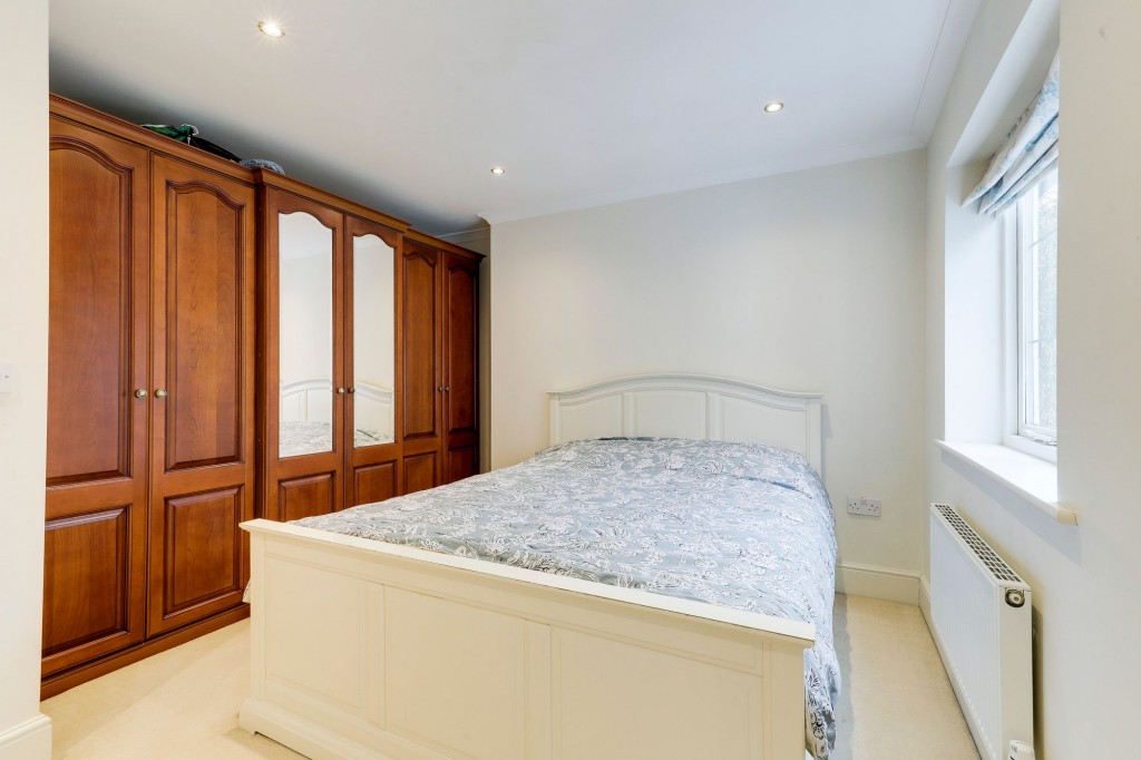 Lambley Lane, Burton Joyce, NG14