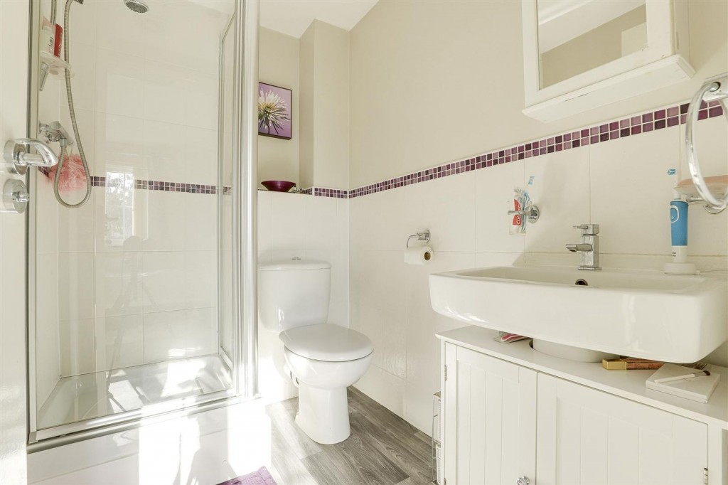 James Drive, Calverton, NG14