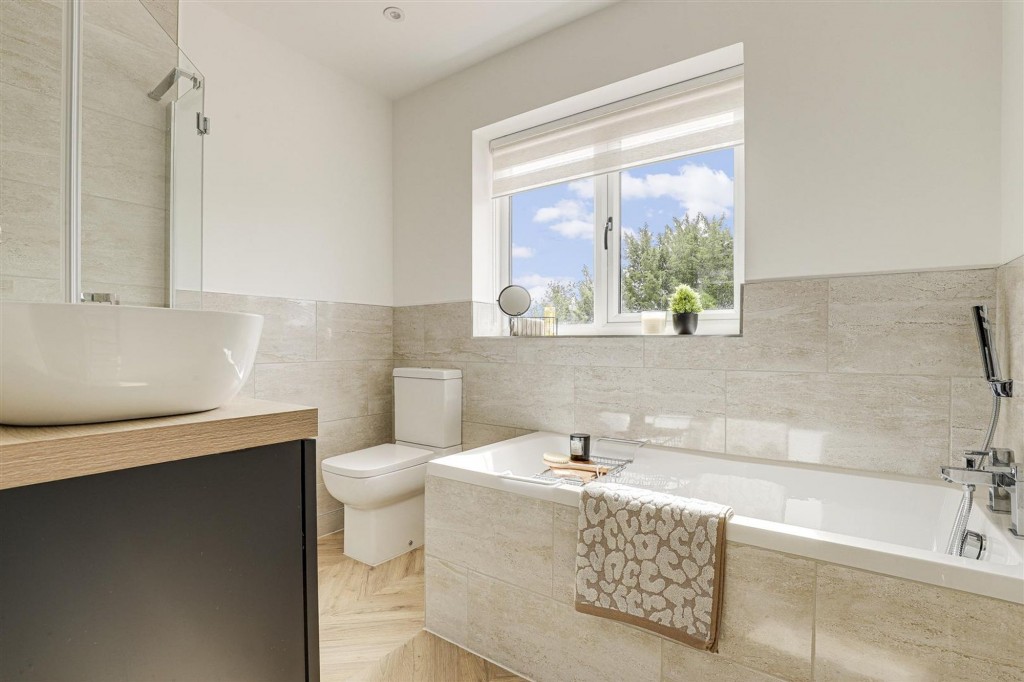 Parkside Avenue, Long Eaton, NG10