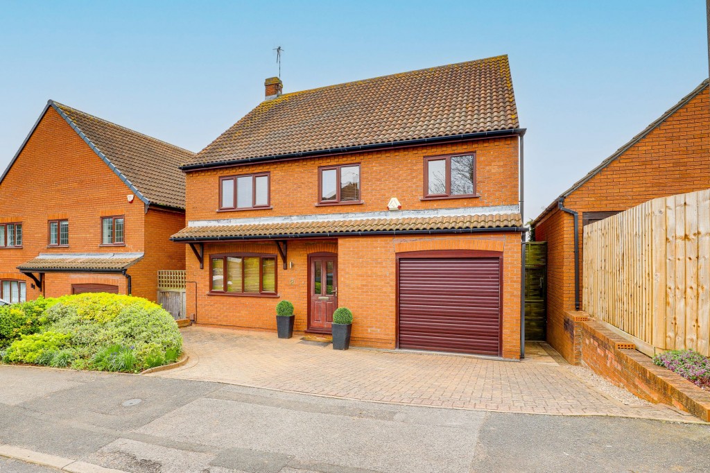 Dorchester Gardens, West Bridgford, NG2