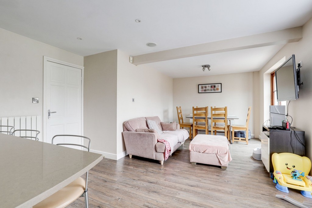 Dorchester Gardens, West Bridgford, NG2